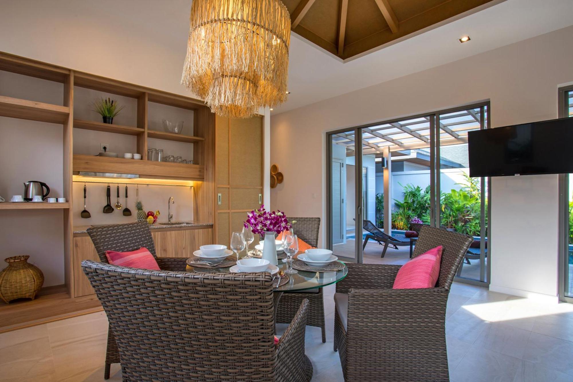 Boutique Resort 2Br Villa Dalaa 2, Pure Water Pool, Kamala Beach Praia de Kamala Exterior foto